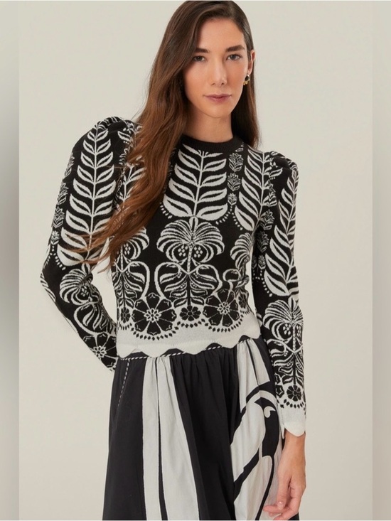 FARM Rio Sweaters - FARM RIO ANIKA Tropical Splendor Black & White Floral Jacquard Knit Top
